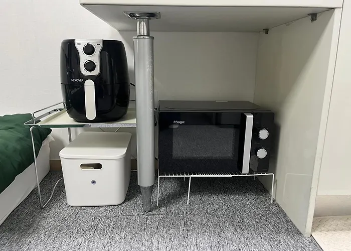 Ez Aparthotel
